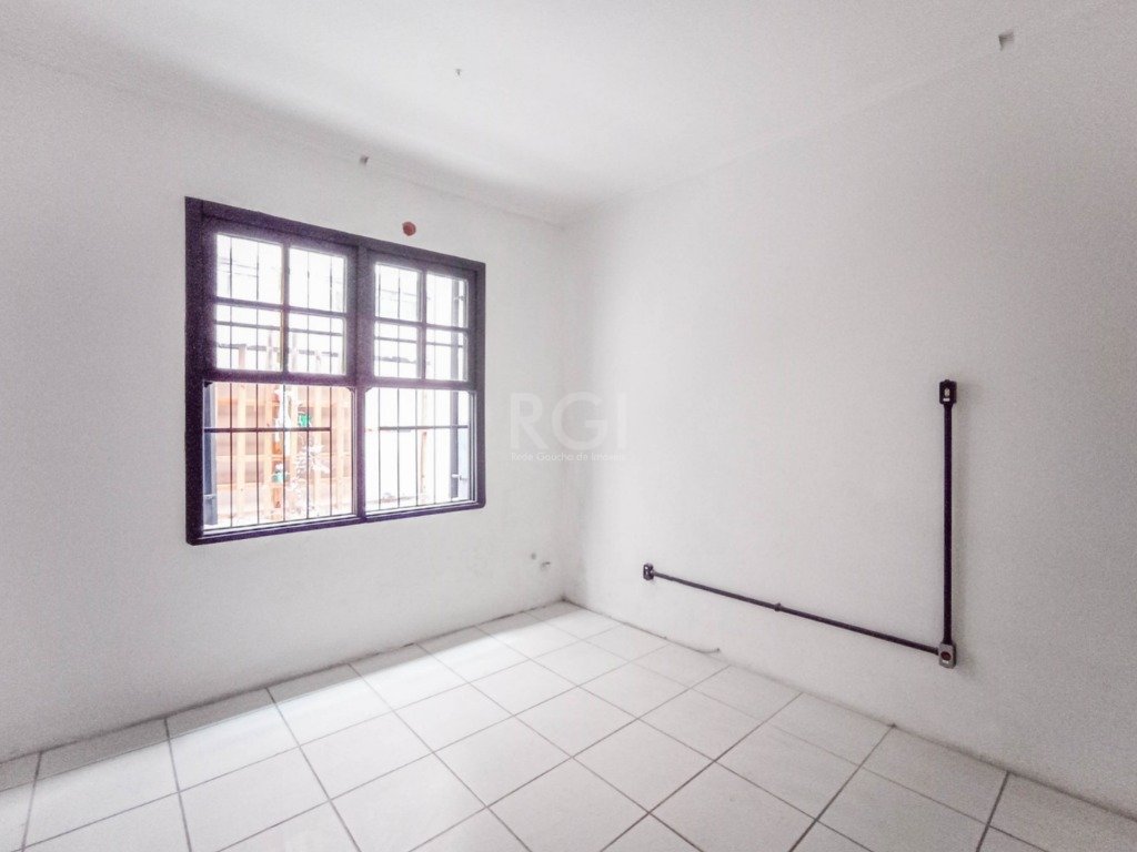 Casa à venda com 3 quartos, 88m² - Foto 15