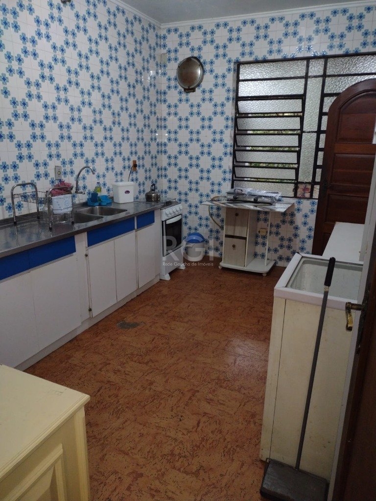 Casa à venda com 5 quartos, 400m² - Foto 4