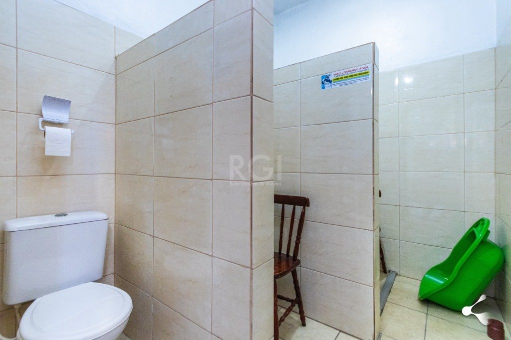 Casa à venda com 3 quartos, 180m² - Foto 47