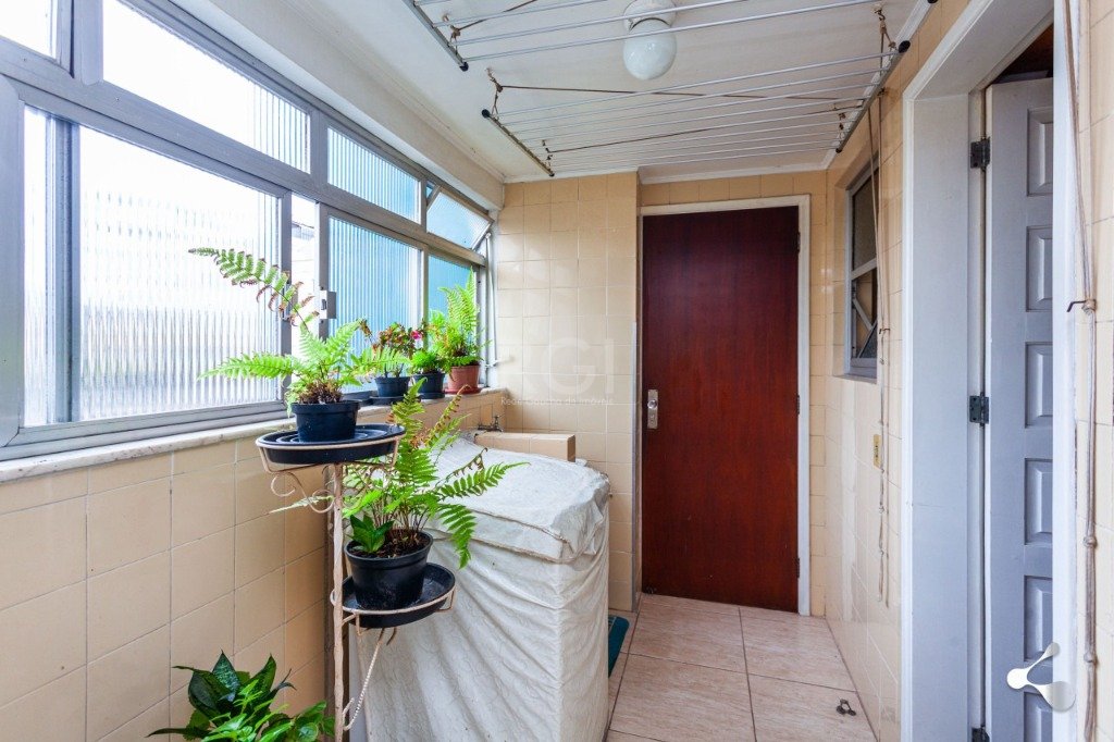 Apartamento à venda com 3 quartos, 139m² - Foto 23